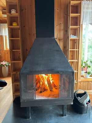 Hyr denna stuga i Nynäshamn på 60 m². 3 sängplatser. 7 000 - 9 000 kr per vecka. Se bilder och tillgänglighet här.