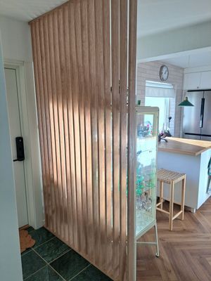 Hyr denna stuga i  på 150 m². 4-5 sängplatser. Från 2 500 kr per dag. Se bilder och tillgänglighet här.