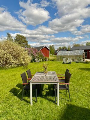 vacker trädgård