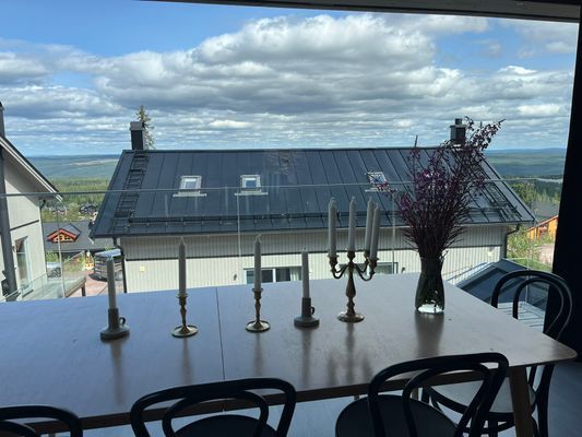 Nybyggt med perfekt ski-in ski-out i Lindvallen - Bild 6