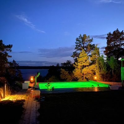 Bild 4 på Idylliskt i skärgården med slående utsikt och pool