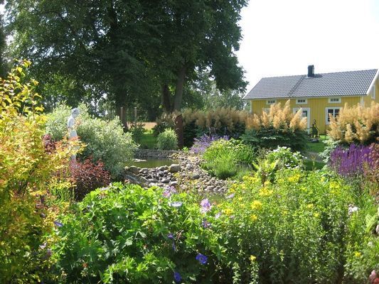 Naturskön och lantlig idyll mellan sjöar. - Bild 13