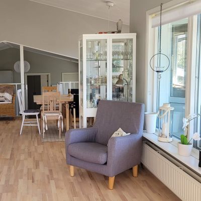 Fint hus nära havet i sommaridyll på Tjörn - Bild 7