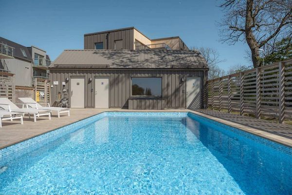 Lyxigt på Ekerums golfbana: Uppvärmd pool nära hav - Bild 19