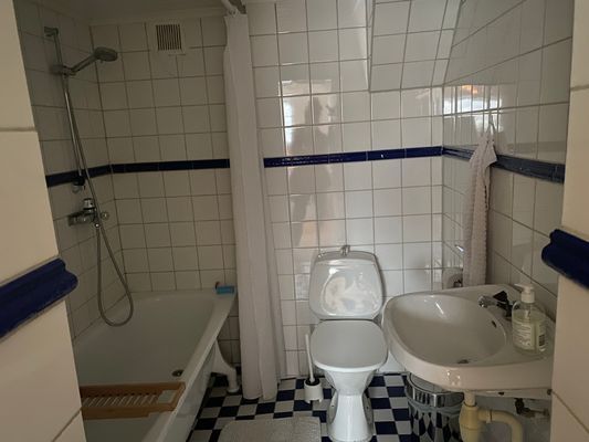 Litet hus nära Sandsjöbacka naturreservat - Bild 9