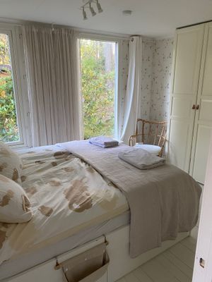 Bild 4 på Litet hus nära Sandsjöbacka naturreservat