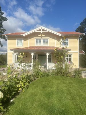 Nybyggd skärgårdsvilla på härliga Resarö, Vaxholm