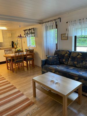 Bild 3 på  Nyrenoverad stuga