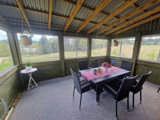 Bild 3 på Hyr hus på en liten hästgård.