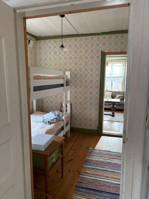 Ostörd idyll på gammal mindre gård - Bild 13