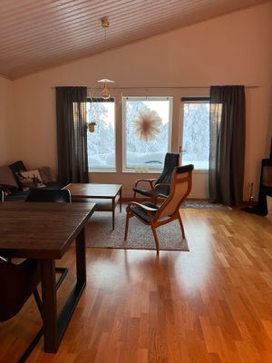 Mysig stuga i lugnare område, närhet till backar - Bild 10