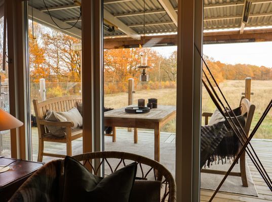 Jägarbostaden – ljus lägenhet med terrass & utsikt - Bild 8