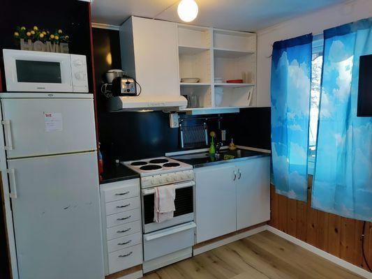 Bild 4 på Bo vackert med utsikt över ån Hårkan