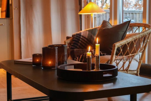 Jägarbostaden – ljus lägenhet med terrass & utsikt - Bild 11