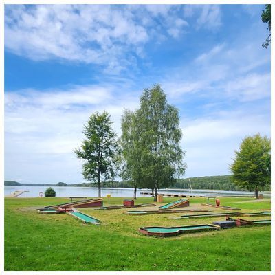 Minigolfbana vid badplatsen