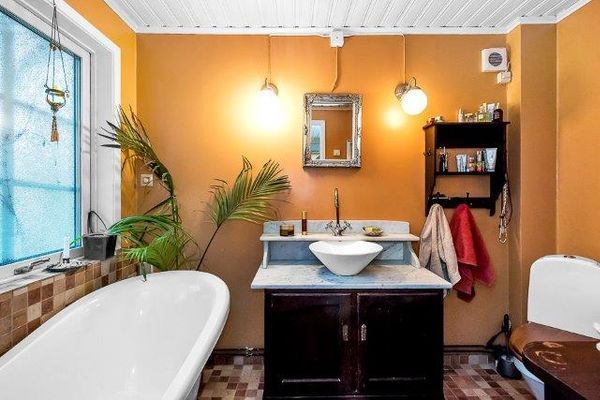 Bild 3 på Sekelskiftsvilla