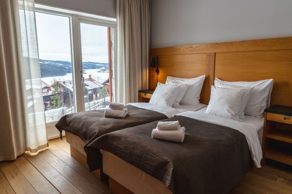 Hyr denna stuga i  på 87 m². 4 sängplatser. Pris ej tillgängligt. Se bilder och tillgänglighet här.