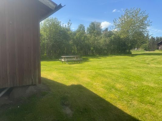 Mysig avskild stuga med fanstastisk sjöutsikt - Bild 7