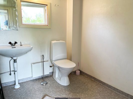 Stuga på Öland med betande får ISE04033 - Bild 11