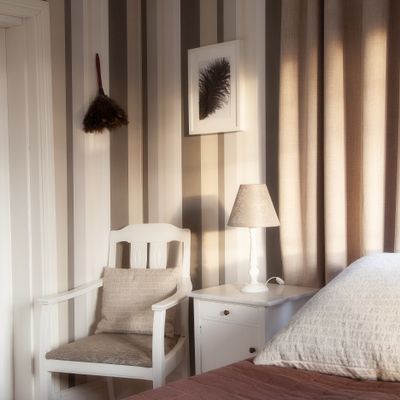 Bo mitt i naturen nära Kolmårdens djurpark. - Bild 9