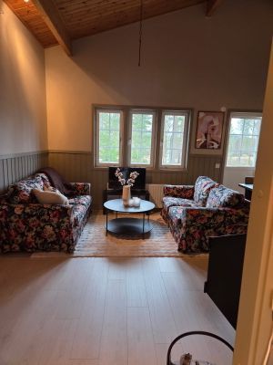 Bild 3 på Gesundaberget med gångavstånd till Tomteland