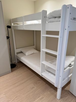 Del av hus på natursköna Brännö uthyres - Bild 8