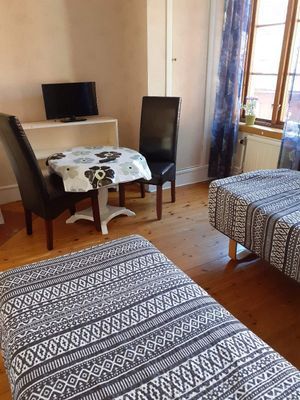 Hyr denna stuga i Visby på 35 m². 2 sängplatser. Från 6 200 kr per vecka. Se bilder och tillgänglighet här.
