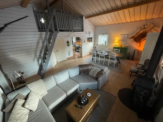 Hyr denna stuga i Vemdalsskalet på 75 m². 6 sängplatser. Pris ej tillgängligt. Se bilder och tillgänglighet här.