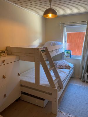 Hemtrevligt boende mitt på ön - Bild 10