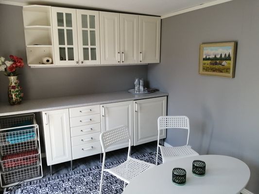 Annexet , litet kök med bäddsoffan