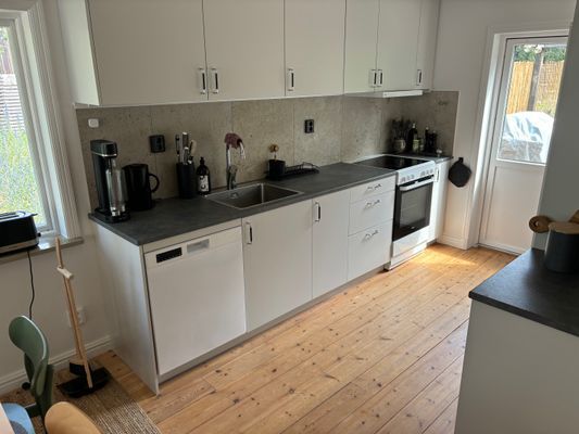 Sjönära sommarhus utanför Visby - Bild 42