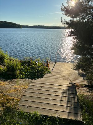 Bild 3 på Sjöstuga med vedeldad bastu i naturreservat