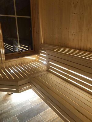 VILLA SKALSVALLEN, Skalets torg, inomhusbordtennis - Bild 34