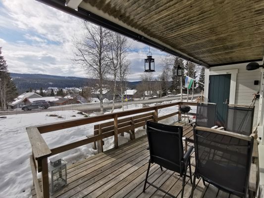 Hyr denna stuga i Åre på 40 m². 4-5 sängplatser. 4 000 - 9 000 kr per vecka. Se bilder och tillgänglighet här.