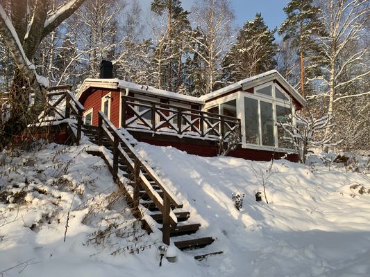 Sjönära fritidshus - Bild 34