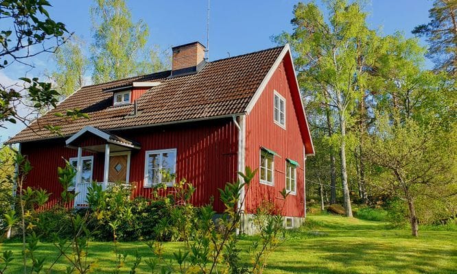 Välkommen: Nära sjön och i hjärtat av Småland