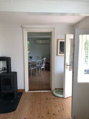 Mysig stuga lantligt och fridfullt läge - Bild 7