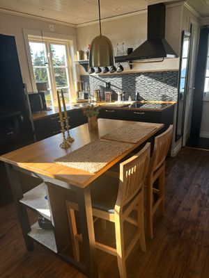 stuga vid sjö på landet - Bild 6