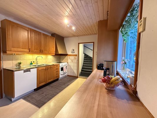 Villa vid vattnet med egen brygga och panoramautsi - Bild 21