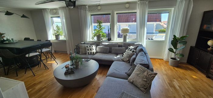 Stort hus med Havsutsikt i Kungshamn (Smögen) - Bild 11