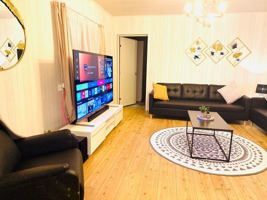 Bild 4 på Villa vid vattnet med egen brygga och panoramautsi