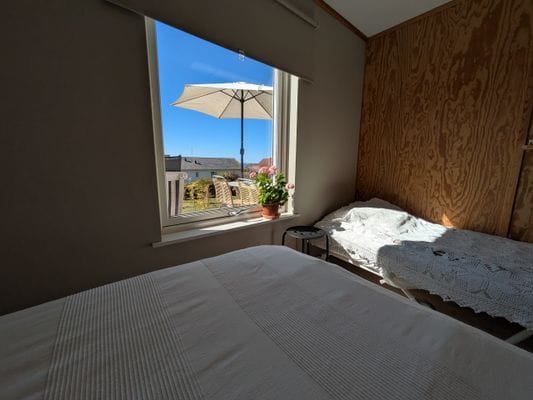200m från havet i nyrenoverat gästhus. - Bild 15