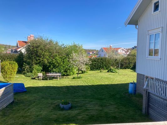 Hyr denna stuga i Ulebergshamn på 47 m². 4 sängplatser. 5 500 - 6 800 kr per vecka. Se bilder och tillgänglighet här.