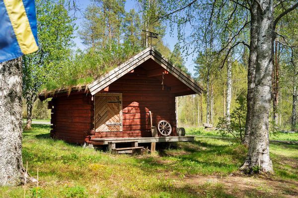 Bild 4 på Charmig stuga, 7 bäddar nära natur & aktiviteter