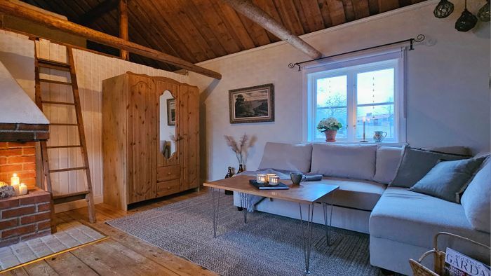 Sjöstuga vid Mälaren – brygga, roddbåt & bastu - Bild 8