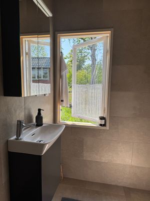 Mindre stuga med lantligt läge - Bild 6