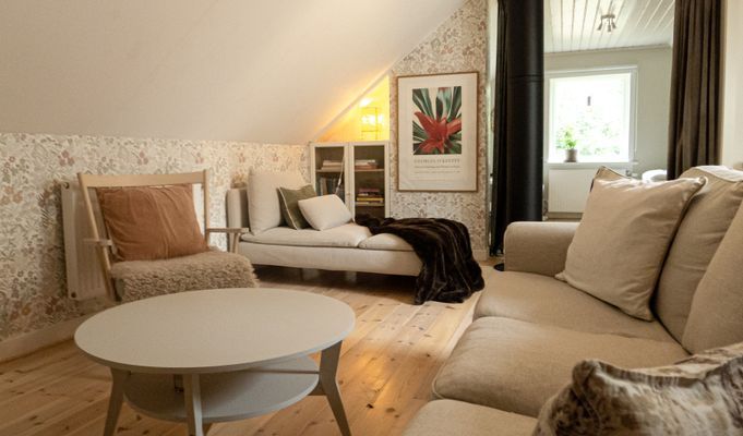 Villa med växthus och stor tomt i naturskön miljö - Bild 19