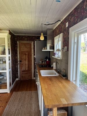 Mysig stuga med lantligt läge - Bild 11