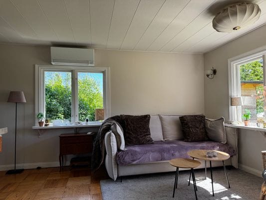 Mysig stuga med lantligt läge - Bild 10