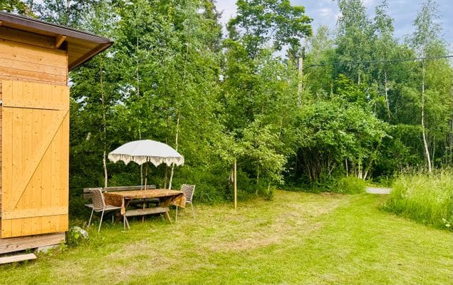 Mysig stuga med lantligt läge - Bild 17
